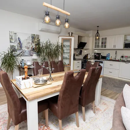 Daire Complex Saint-george Ruim 2 Slaapk 2 Badk, Open Zeezicht